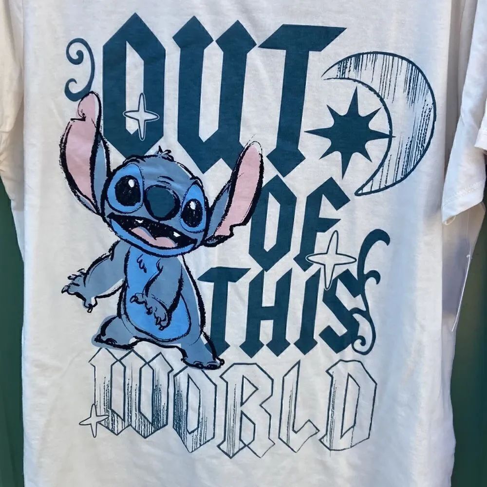 Women’s Minion Boyfriend & Stitch Out Of This World T-Shirts Size XXL - Picture 2 of 5